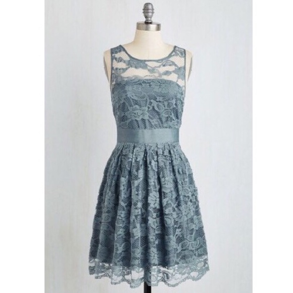 Anthropologie BB Dakota When The Night Comes Lace Dress Smoke 18